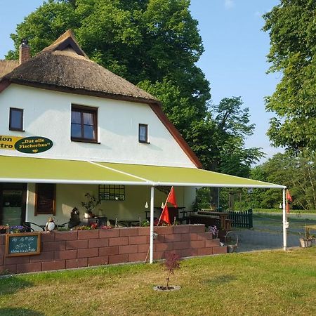 Pension Und Bistro" Dat Olle Fischerhus" Hotel Ralswiek Ngoại thất bức ảnh