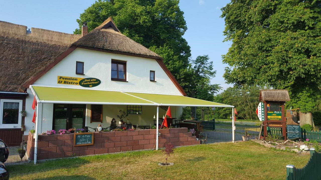 Pension Und Bistro" Dat Olle Fischerhus" Hotel Ralswiek Ngoại thất bức ảnh